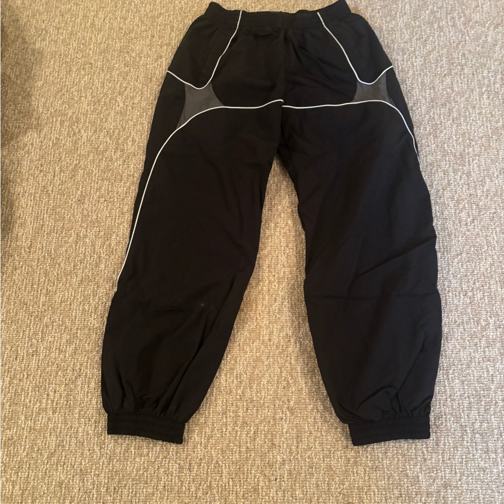 Umbro Black Track Pants - Picture 3 of 3
